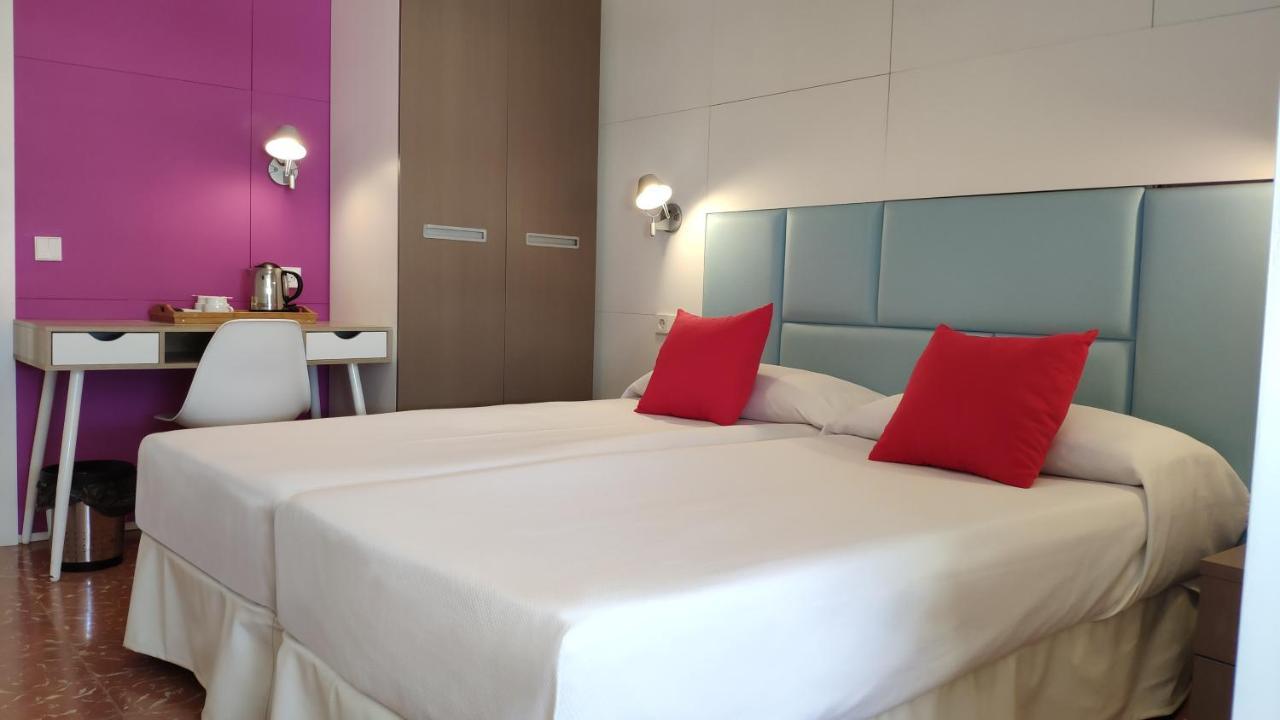 Huespedes Sa Font Hotel Ibiza Kültér fotó