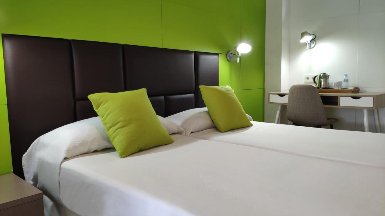 Huespedes Sa Font Hotel Ibiza Kültér fotó